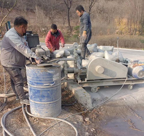 马边路面下沉注浆